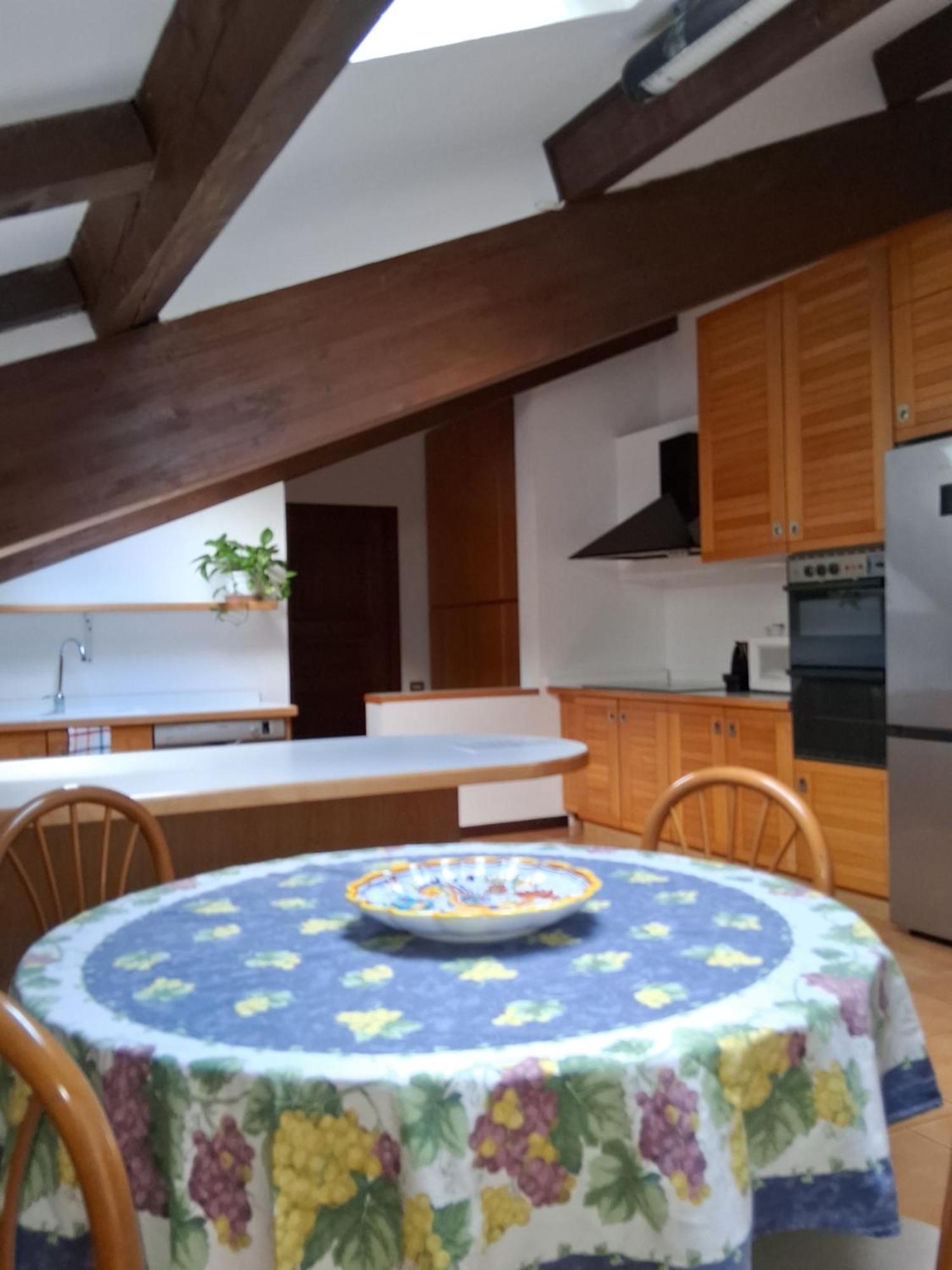 Hotel Ristorante Vapore Faggeto Lario Kültér fotó